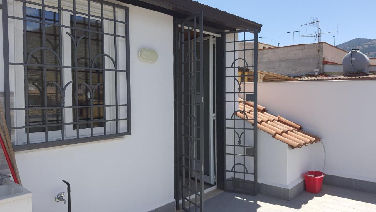 Villa Casa Vicino Mondello Palermo Exterior foto